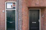 Croesestraat: overgang naar het blok woningen ernaast.
<br/>
Marcel Westhoff, juli 2016